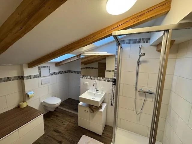 Garber 公寓 乌登斯